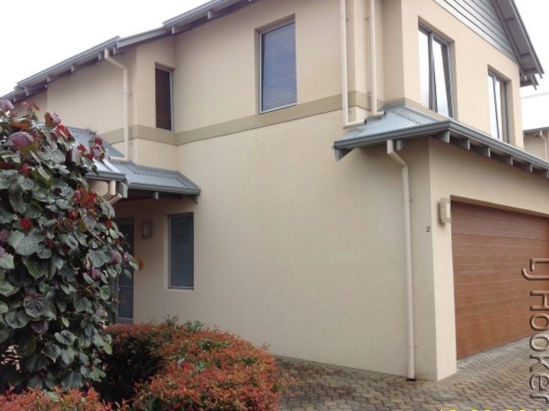 2/4 Stewart Street, Mandurah WA 6210