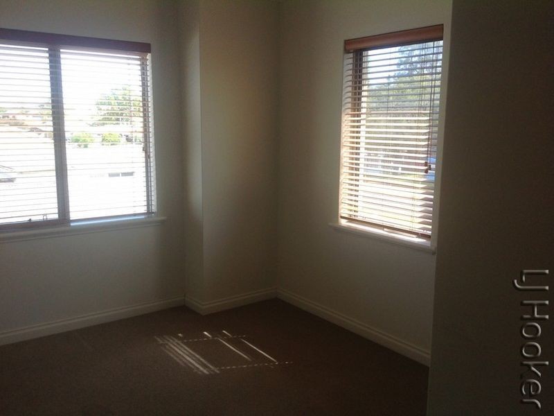 2/4 Stewart Street, Mandurah WA 6210