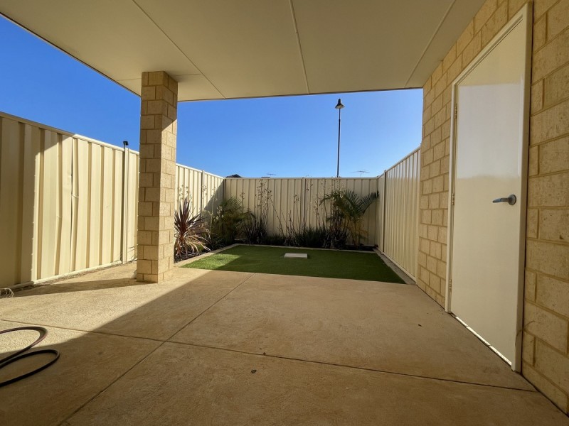 29 Dowerin Circuit, Lakelands WA 6180