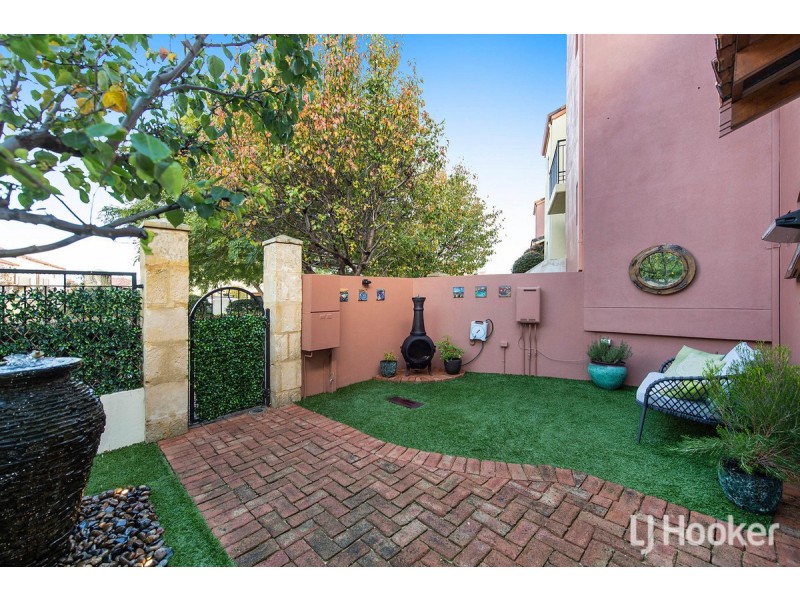 20/18 Port Quays, Wannanup WA 6210