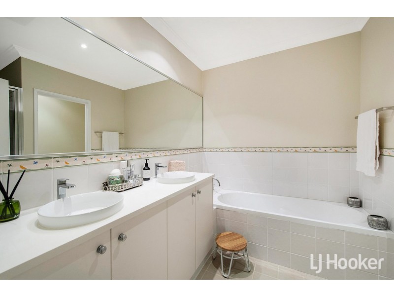 20/18 Port Quays, Wannanup WA 6210