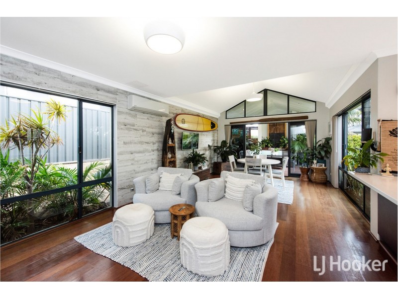 2B Sussex Place, Halls Head WA 6210