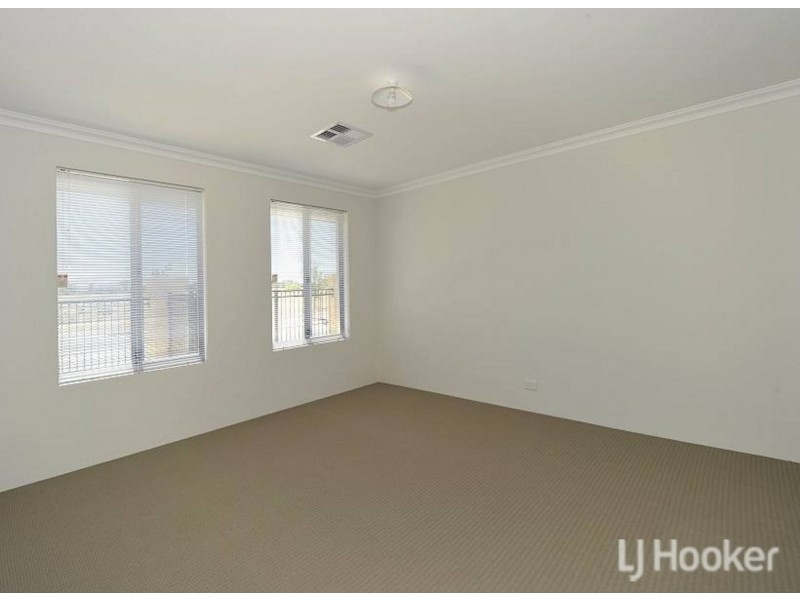 124 Badgerup Avenue, Lakelands WA 6180