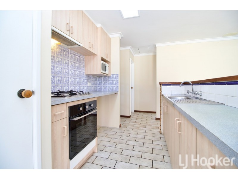 37 Gumnut Crescent, Safety Bay WA 6169