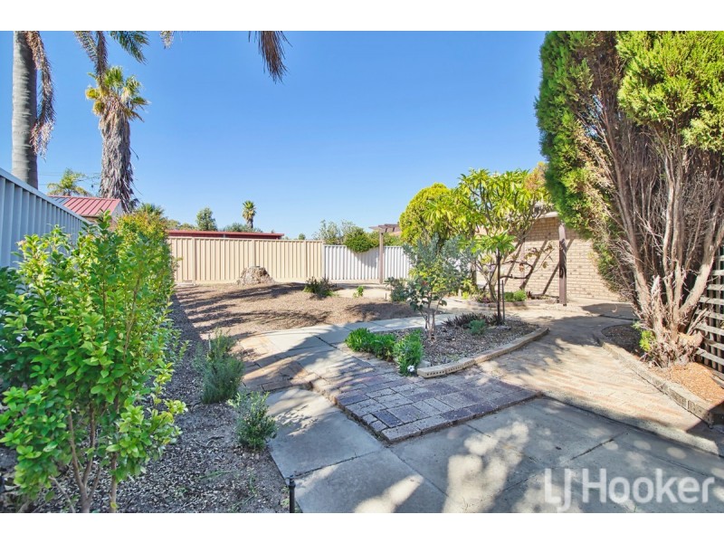 37 Gumnut Crescent, Safety Bay WA 6169