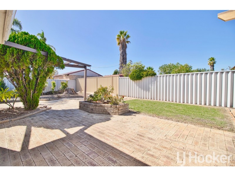 37 Gumnut Crescent, Safety Bay WA 6169