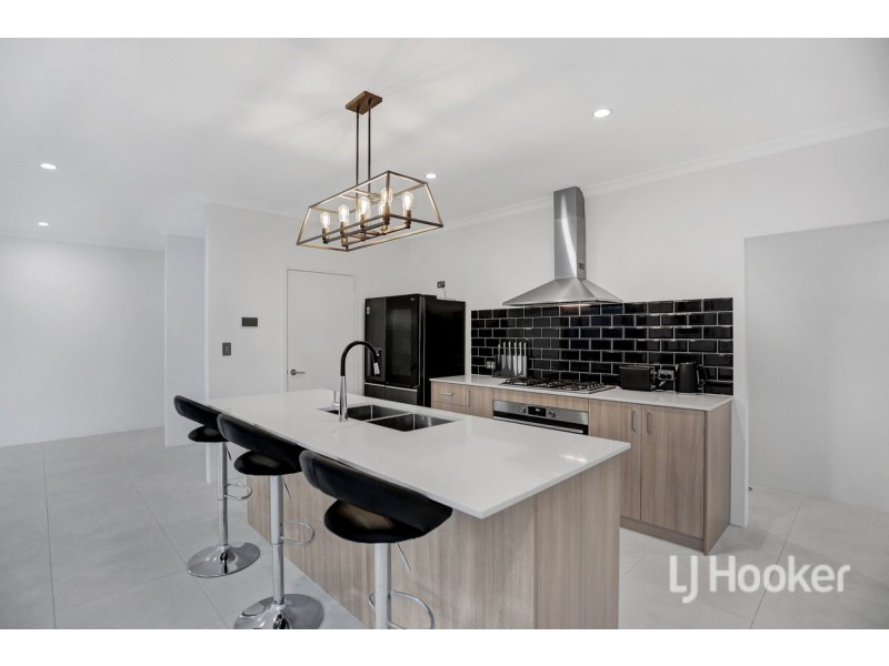 31 Rapallo Grove, Madora Bay WA 6210
