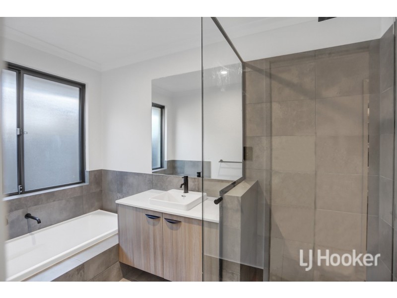 31 Rapallo Grove, Madora Bay WA 6210