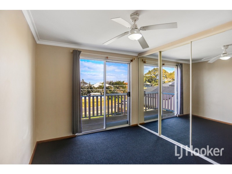 22 Yanrey Street, Golden Bay WA 6174