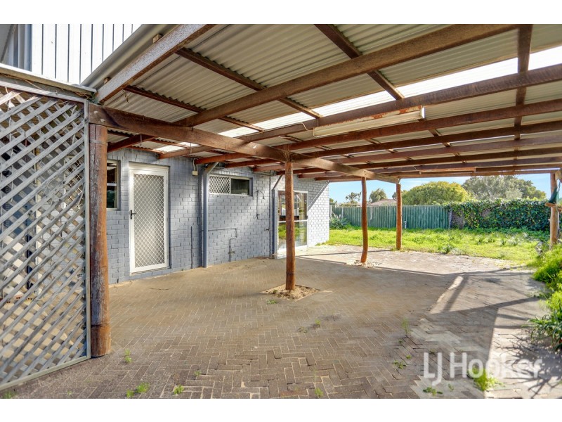 22 Yanrey Street, Golden Bay WA 6174