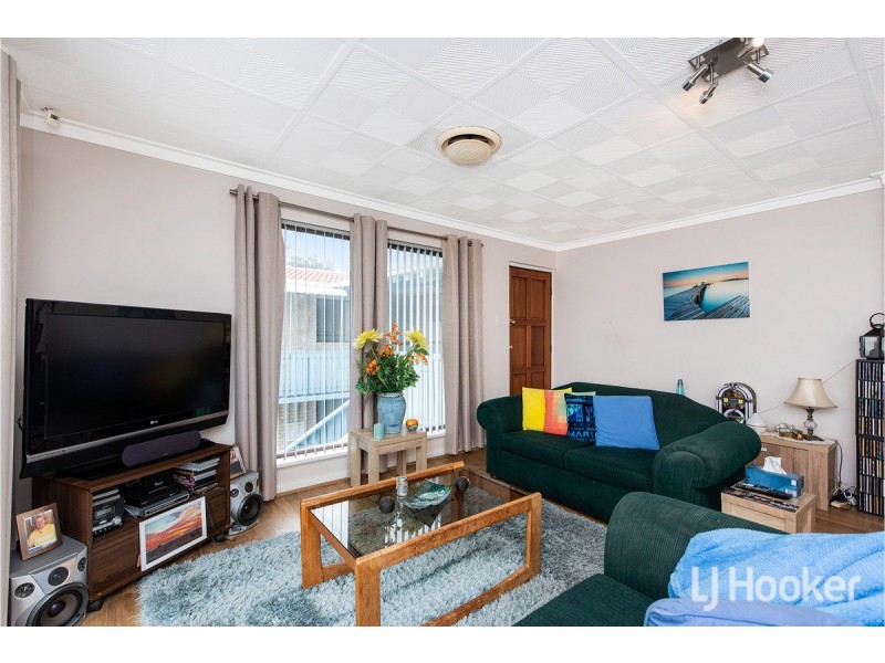 13/11 Leslie Street, Dudley Park WA 6210