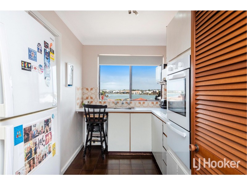 13/11 Leslie Street, Dudley Park WA 6210