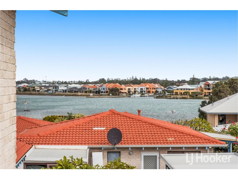 13/11 Leslie Street, Dudley Park WA 6210