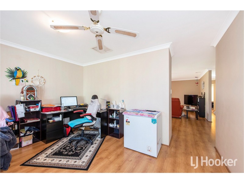2/11 Liberton Place, Coodanup WA 6210