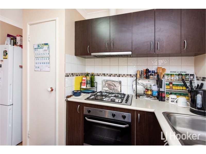 2/11 Liberton Place, Coodanup WA 6210