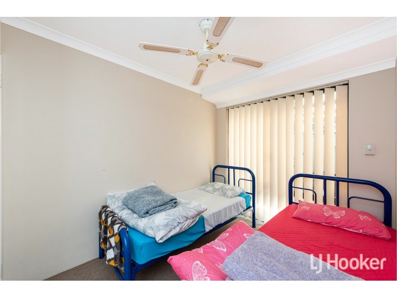 2/11 Liberton Place, Coodanup WA 6210