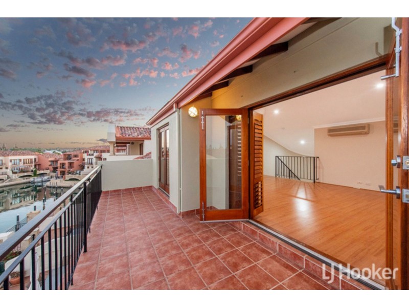 84/18 Port Quays, Wannanup WA 6210