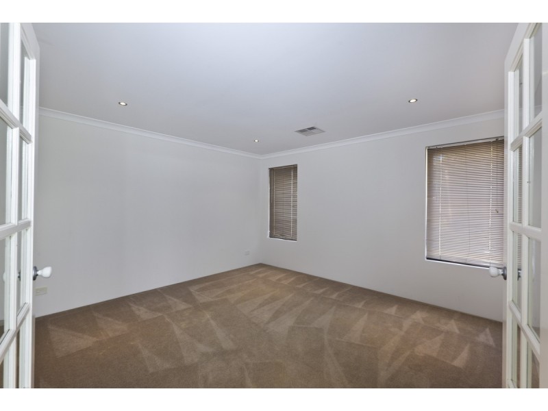 7 Pytheas Approach, Dudley Park WA 6210