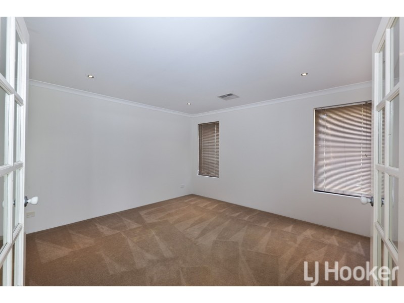 7 Pytheas Approach, Dudley Park WA 6210