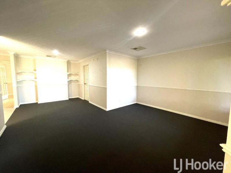 145 Peelwood Parade, Halls Head WA 6210