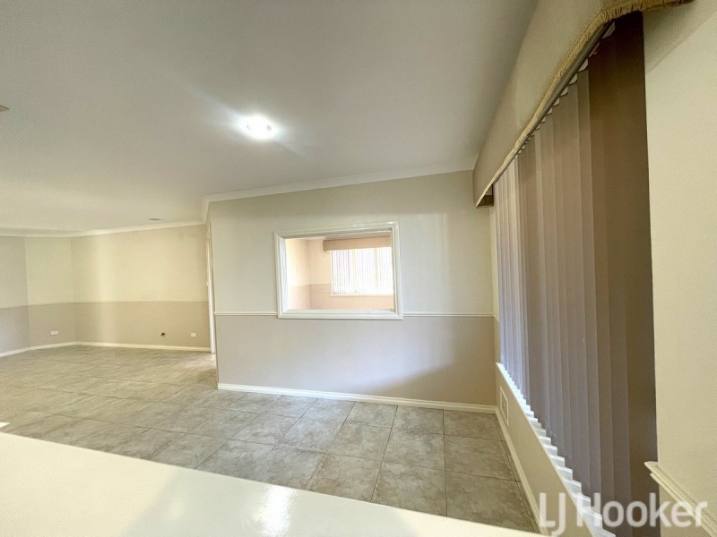 145 Peelwood Parade, Halls Head WA 6210