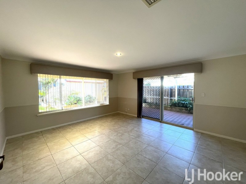 145 Peelwood Parade, Halls Head WA 6210