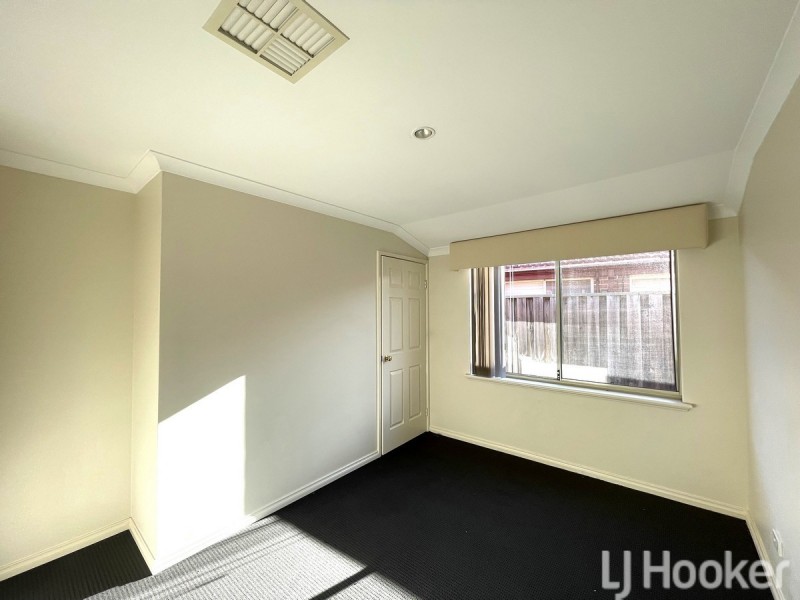 145 Peelwood Parade, Halls Head WA 6210