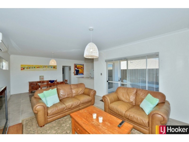 3 Rubus Vista, Halls Head WA 6210