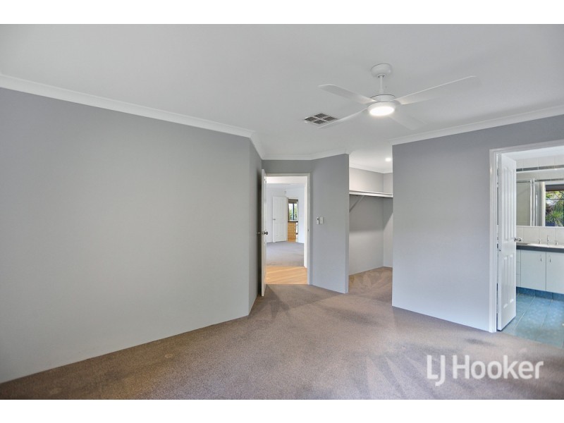 11 Kestrel Close, Halls Head WA 6210