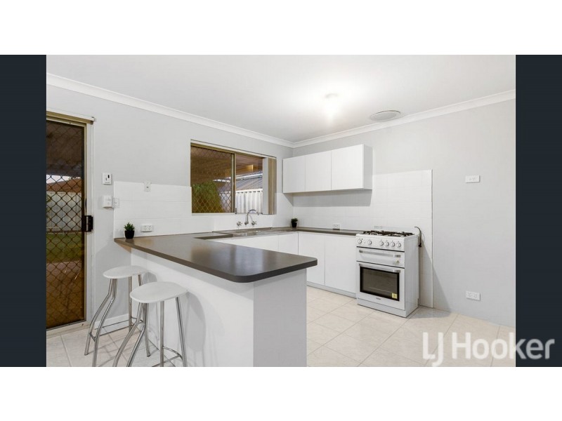 21 Luderick Grove, Warnbro WA 6169