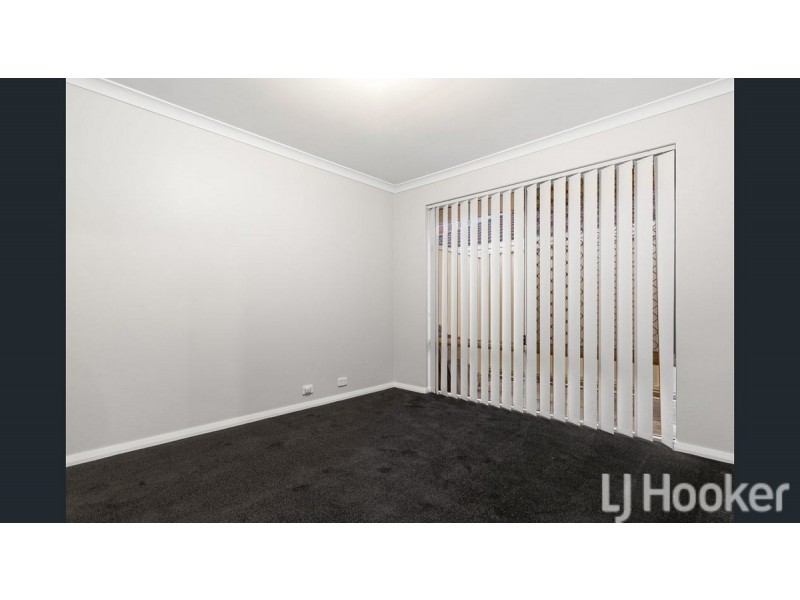 21 Luderick Grove, Warnbro WA 6169