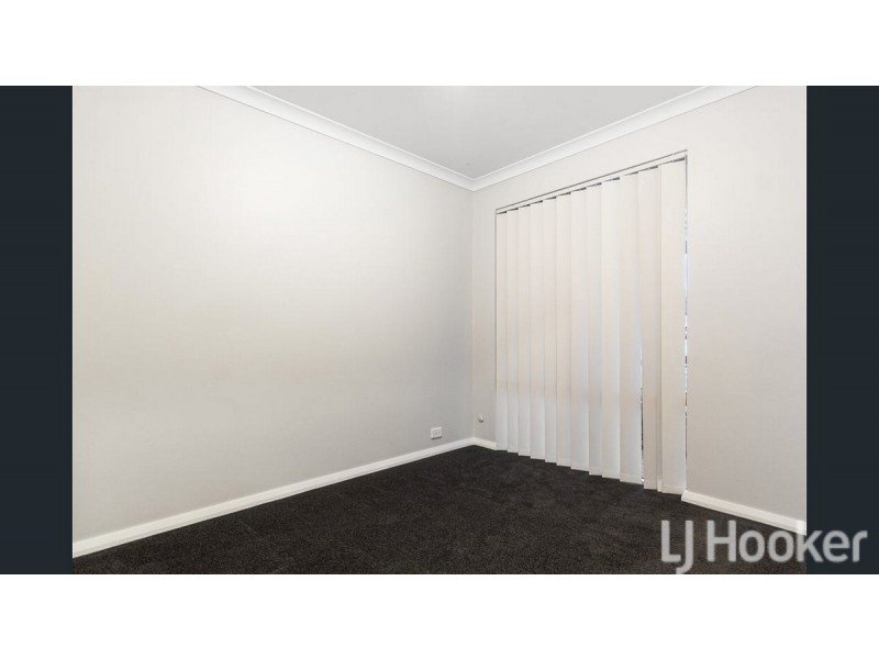 21 Luderick Grove, Warnbro WA 6169