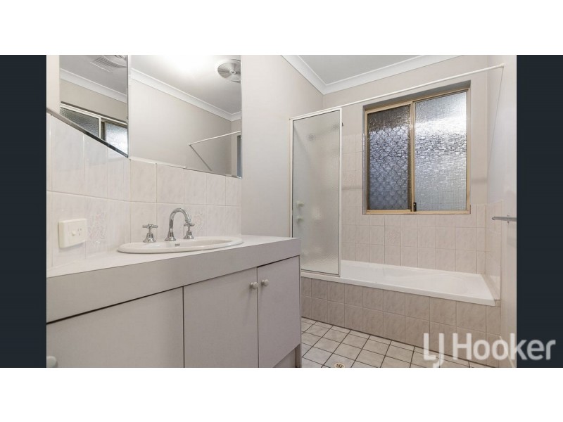 21 Luderick Grove, Warnbro WA 6169