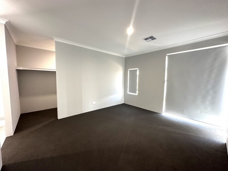 10 Hinckley Street, Parmelia WA 6167