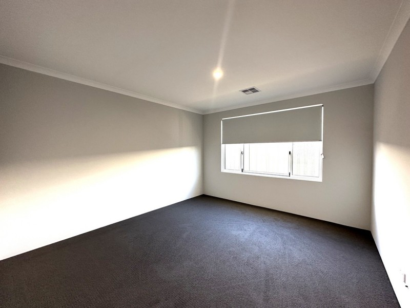 10 Hinckley Street, Parmelia WA 6167