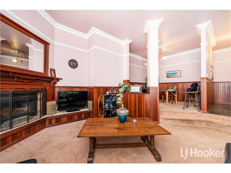 100 Amarillo Drive, Karnup WA 6176