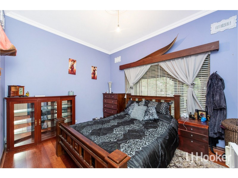 100 Amarillo Drive, Karnup WA 6176