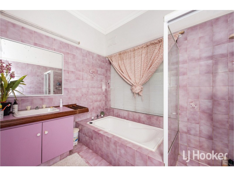 100 Amarillo Drive, Karnup WA 6176