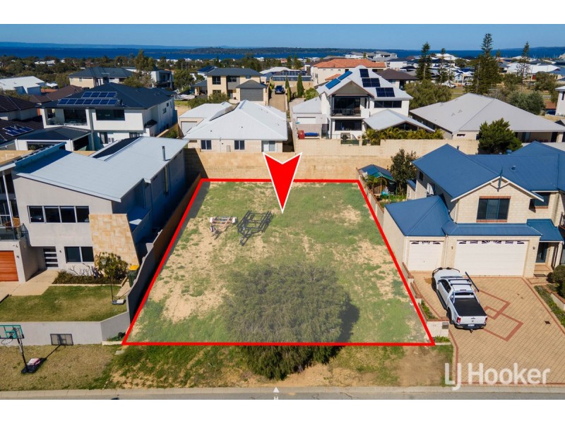 24 Endeavour Circle, Wannanup WA 6210