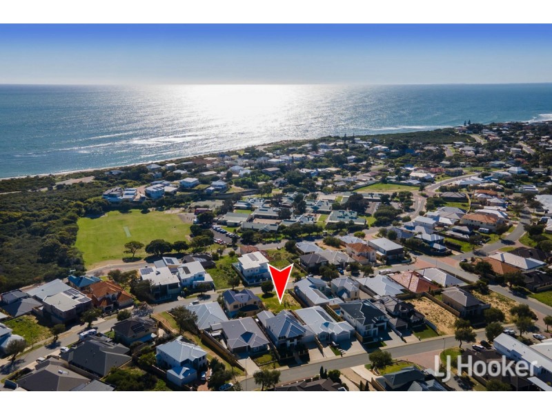 24 Endeavour Circle, Wannanup WA 6210