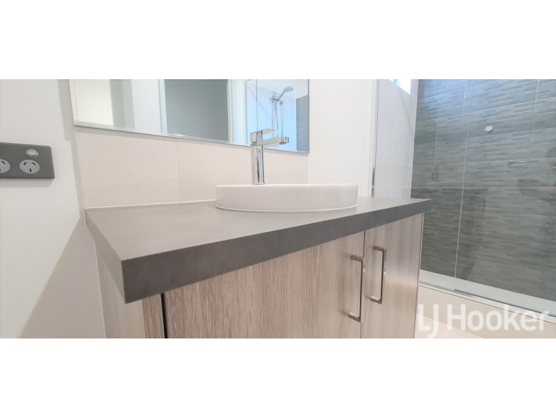 29 Daffodil Way, Karnup WA 6176