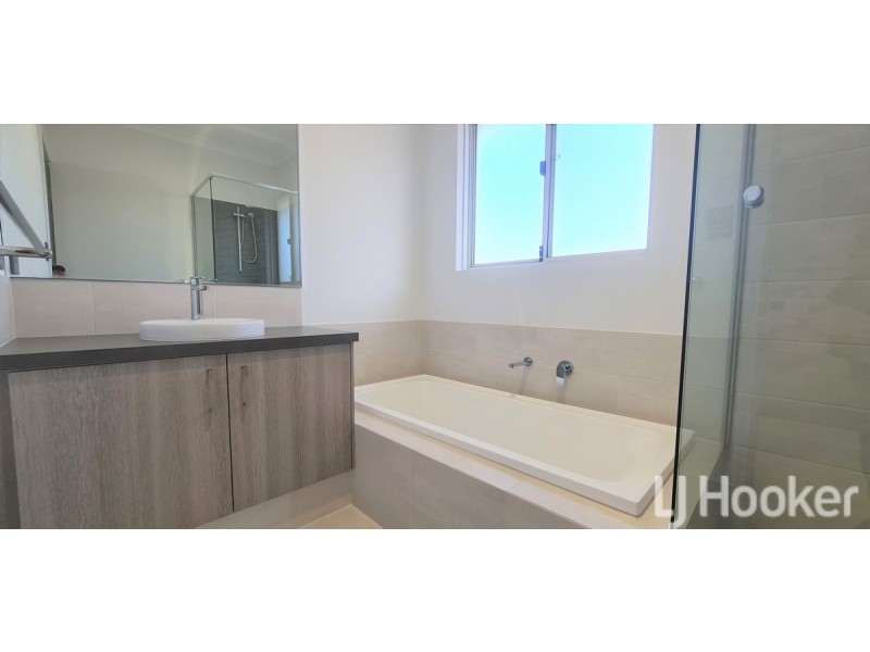 29 Daffodil Way, Karnup WA 6176