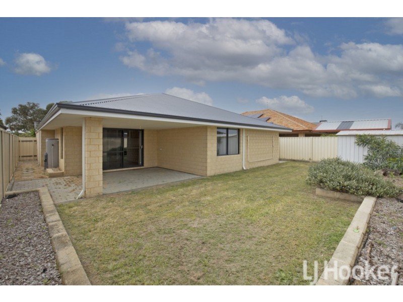 6 Sinclair Vista, Lakelands WA 6180