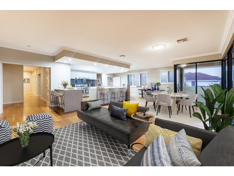 28 Hill Street, Halls Head WA 6210