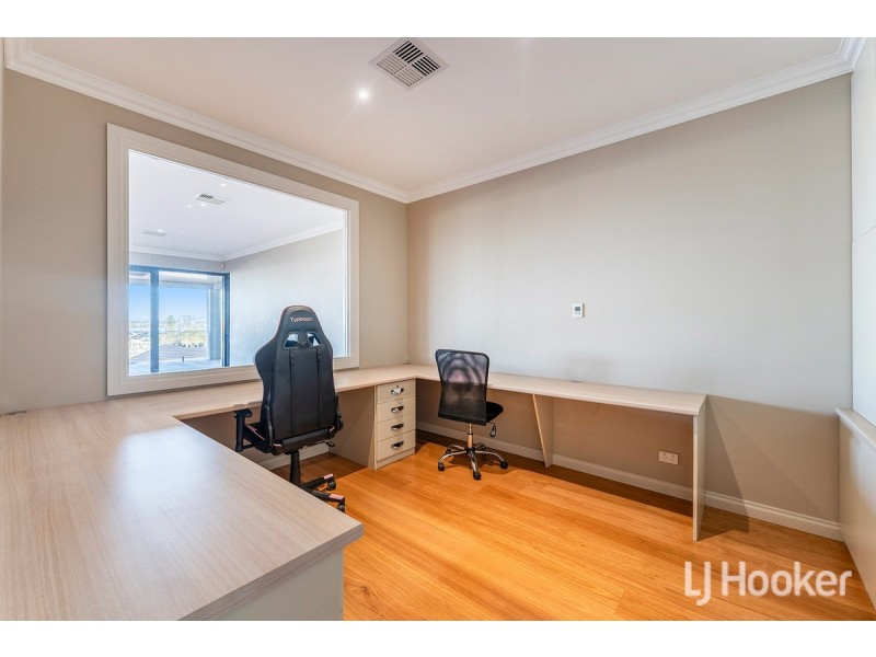 28 Hill Street, Halls Head WA 6210