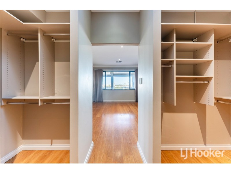 28 Hill Street, Halls Head WA 6210