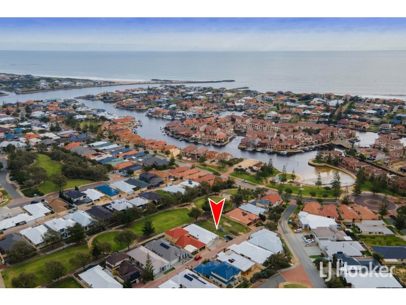 6 Mandjar Lane, Wannanup WA 6210