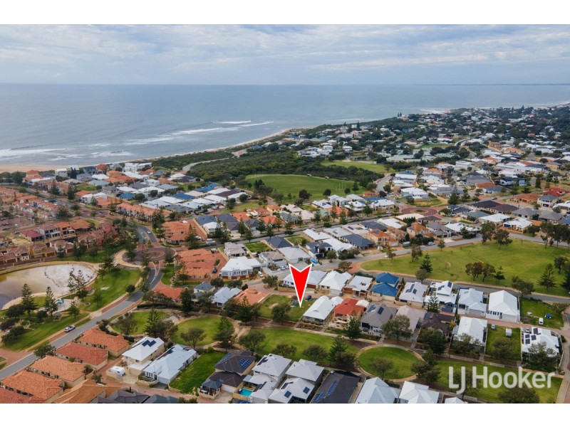 6 Mandjar Lane, Wannanup WA 6210