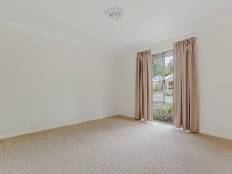 23 Zamia Loop, Wannanup WA 6210
