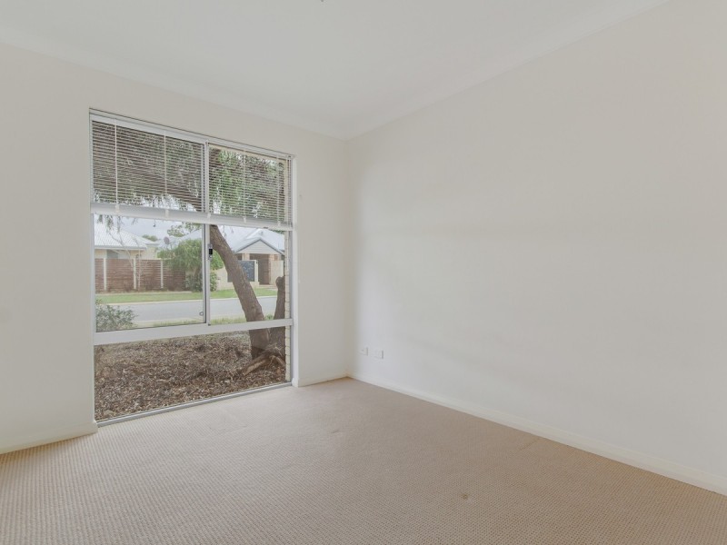 23 Zamia Loop, Wannanup WA 6210